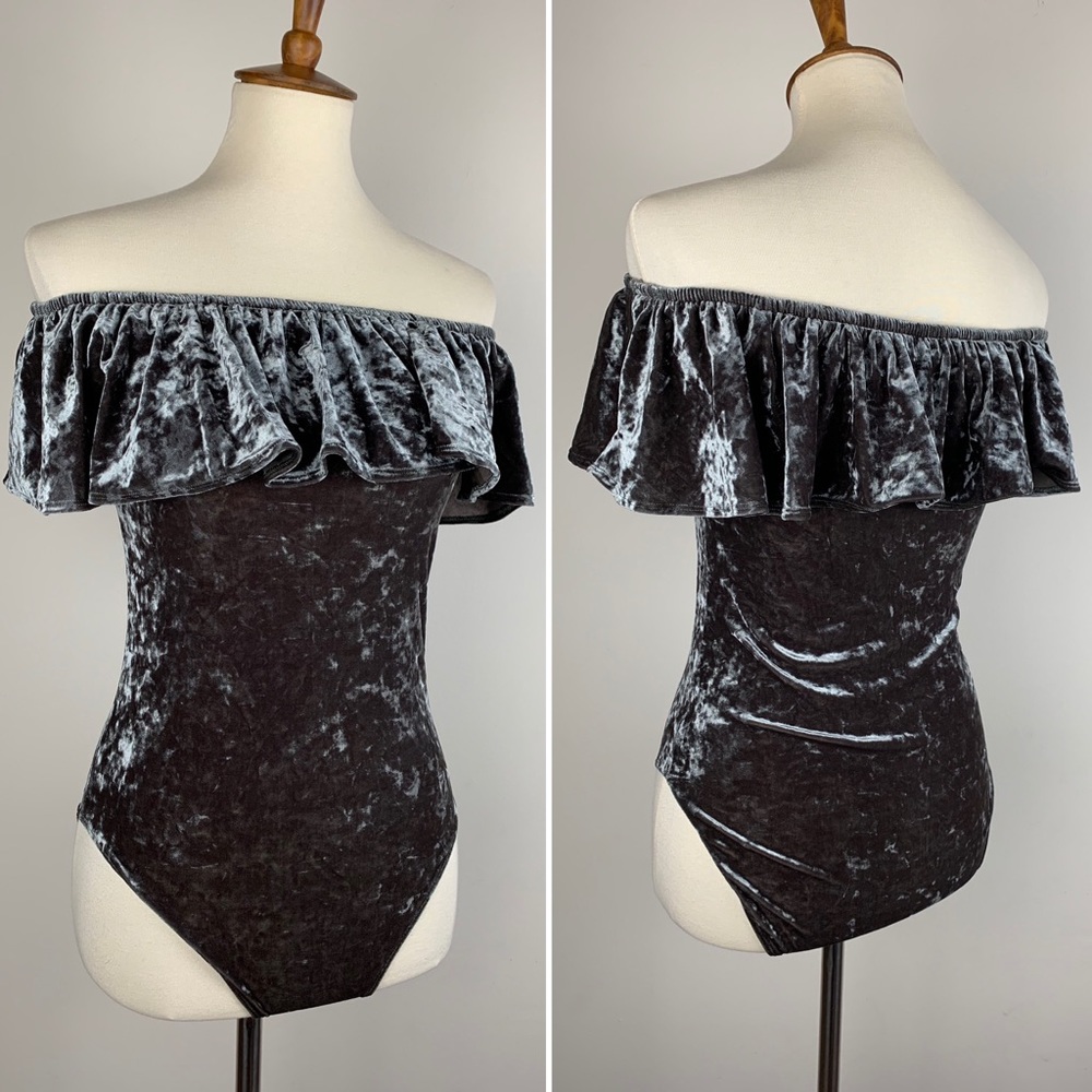 NWOT Olive Green Velvet Off-shoulder Bodysuit Med